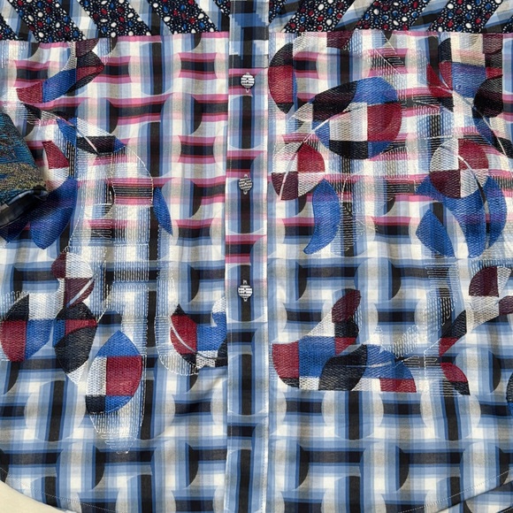 Robert Graham, limited edition, long sleeved button up - Picture 5 of 11